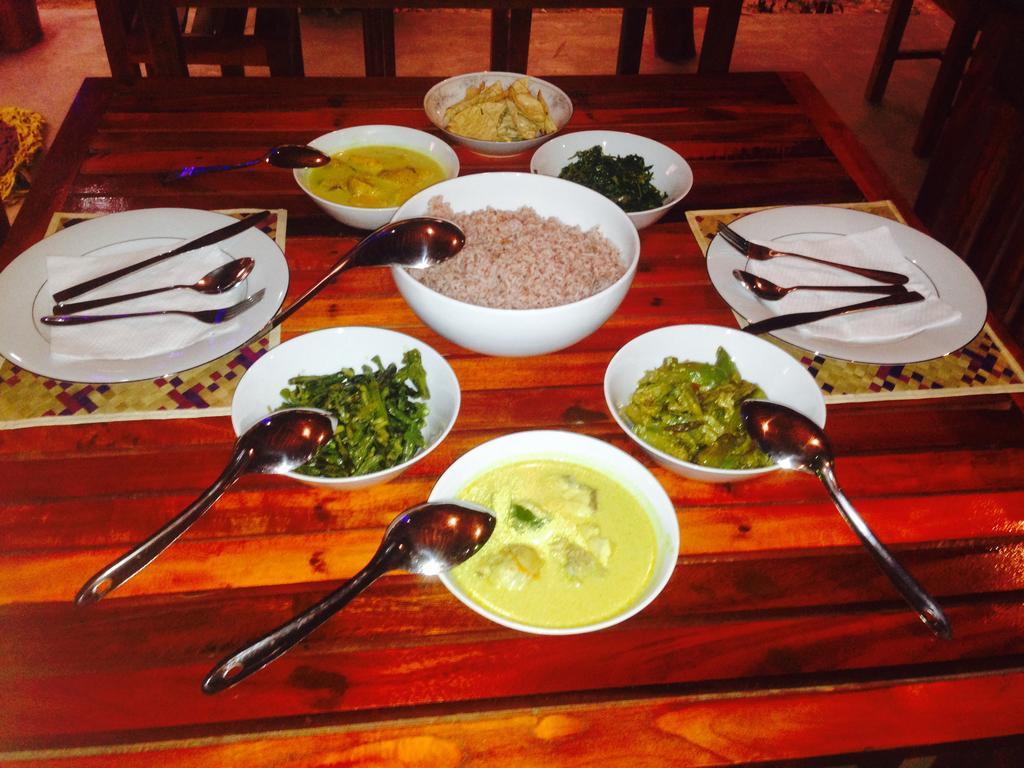 Star Light Cabanas & Restaurant Тангалла Экстерьер фото